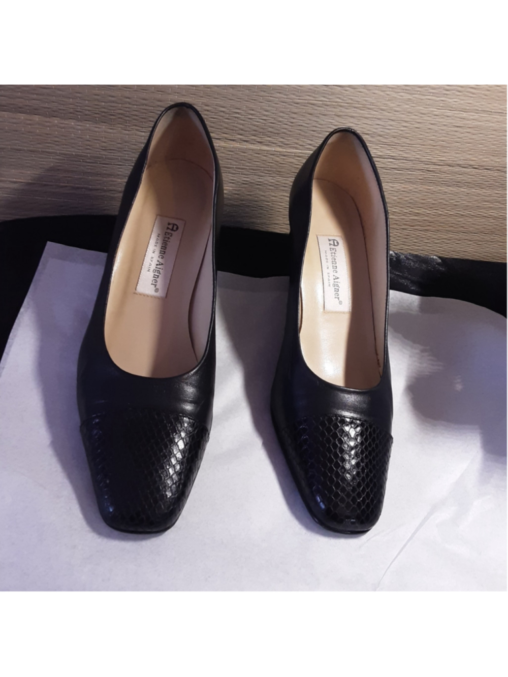Women's Etienne Aigner Black Heels Size 10